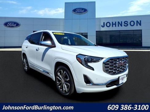 Used 2020 GMC Terrain Denali w/ LPO, Floor Liner Package AWD/4WD image 1