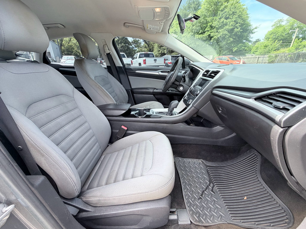 Used 2014 Ford Fusion S FWD image 18