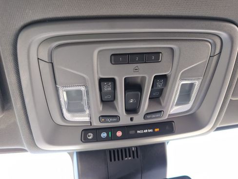 Used 2026 GMC Sierra 1500 SLT w/ SLT Premium Plus Package AWD/4WD image 27