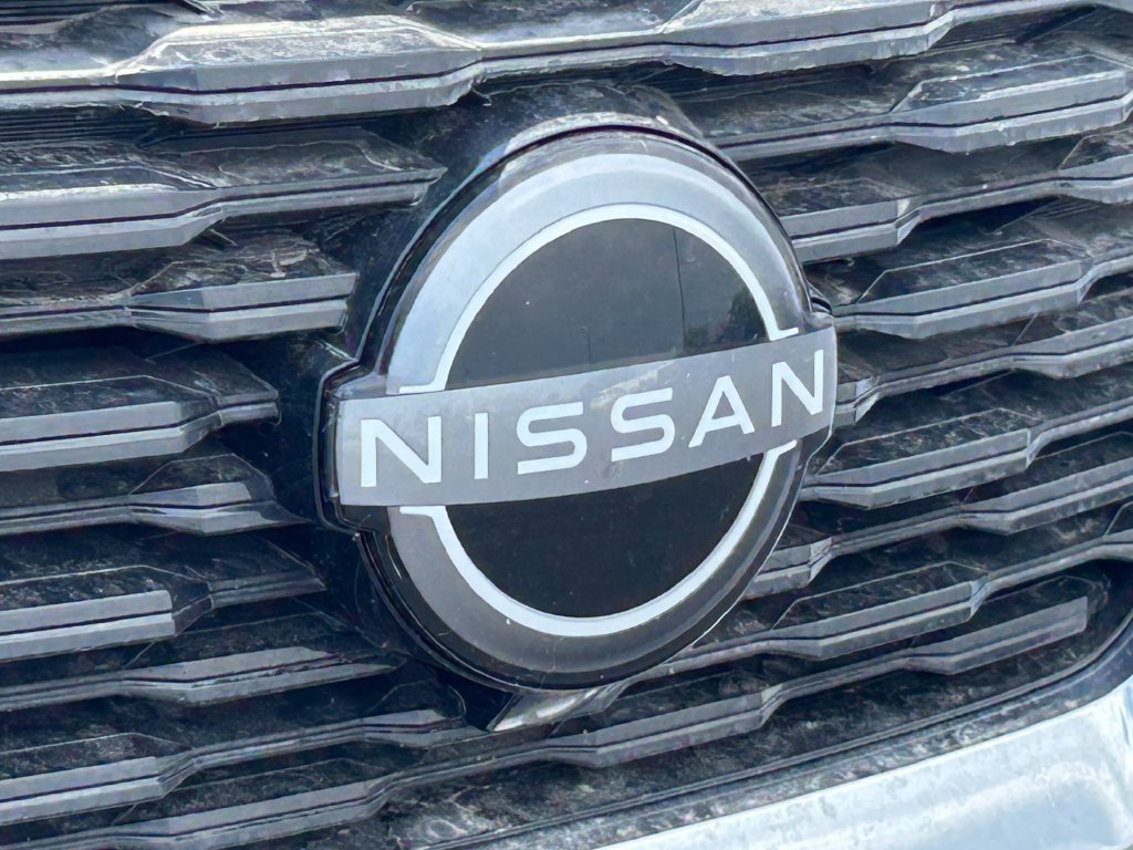 Used 2023 Nissan Rogue SV AWD/4WD image 10