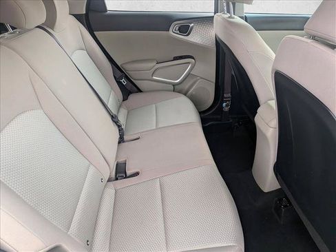Used 2023 Kia Soul LX FWD image 26