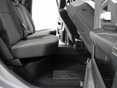 Used 2024 RAM 2500 Big Horn w/ Bed Utility Group image 18