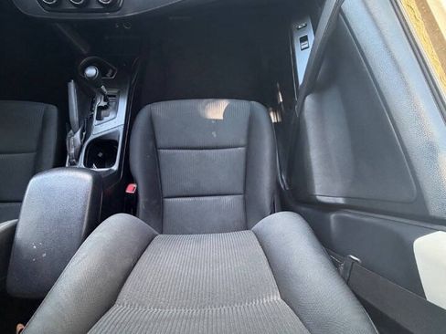 Used 2016 Toyota RAV4 LE FWD image 14