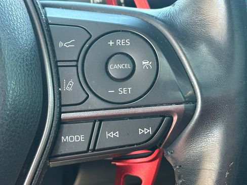 Used 2022 Toyota Camry XSE FWD image 15