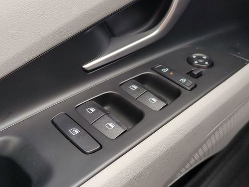 New 2026 Hyundai Elantra Limited image 30