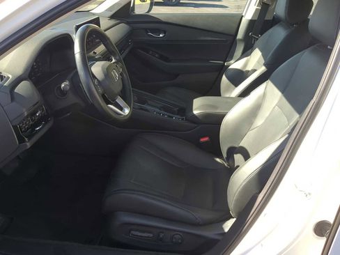 Used 2023 Honda Accord Touring image 14