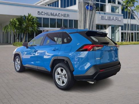 Used 2019 Toyota RAV4 XLE w/ Convenience Package image 5