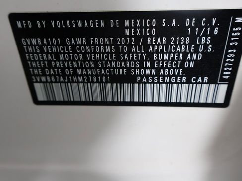 Used 2017 Volkswagen Jetta SE image 45