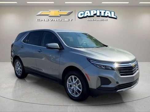 Used 2024 Chevrolet Equinox LT AWD/4WD image 7