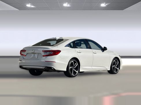 Certified 2018 Honda Accord Sport image 8