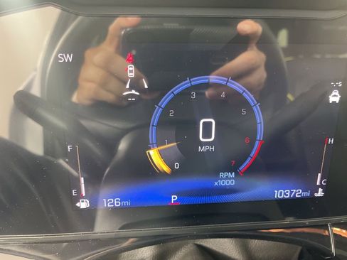 Certified 2025 Chevrolet Trax ACTIV w/ Sunroof Package image 31