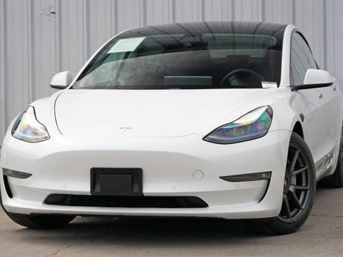 Used 2021 Tesla Model 3 Long Range image 3