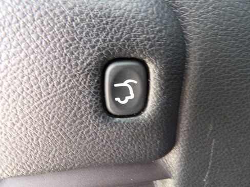 Used 2016 Jeep Grand Cherokee Limited image 32