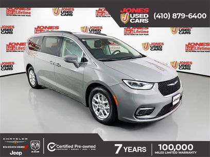 Used 2022 Chrysler Pacifica Touring-L