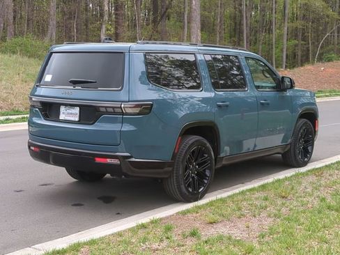 New 2026 Jeep Grand Wagoneer Limited AWD/4WD image 13