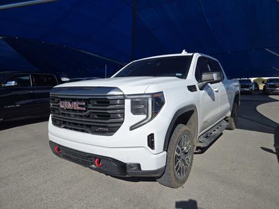 Certified 2023 GMC Sierra 1500 AT4 w/ AT4 Preferred Package