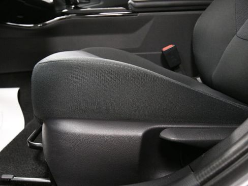 Certified 2024 Toyota Prius LE image 10