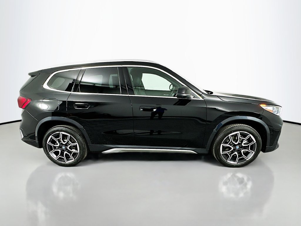 Used 2026 BMW X1 xDrive28i w/ Technology Package AWD/4WD image 4