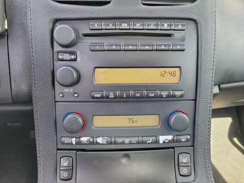 Used 2005 Chevrolet Corvette Convertible w/ Preferred Equipment Group image 9