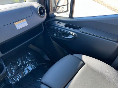New 2026 Mercedes-Benz Sprinter 2500 image 10