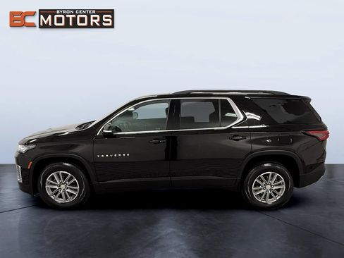Used 2023 Chevrolet Traverse LT w/ LPO, Floor Liner Package AWD/4WD image 3