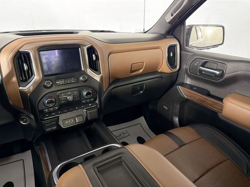 Used 2020 Chevrolet Silverado 1500 High Country w/ Technology Package image 25
