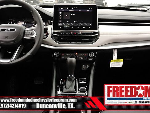 New 2026 Jeep Compass Limited image 19