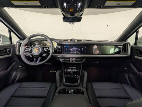 New 2026 Porsche Cayenne S image 20