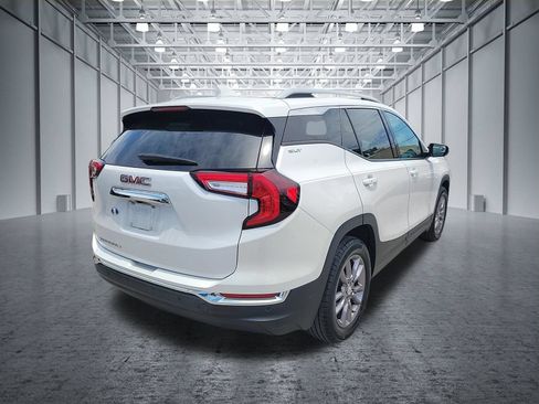 Used 2023 GMC Terrain SLT w/ LPO, Floor Liner Package FWD image 15