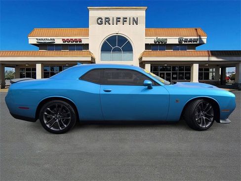 Used 2023 Dodge Challenger R/T Scat Pack w/ Plus Package image 3