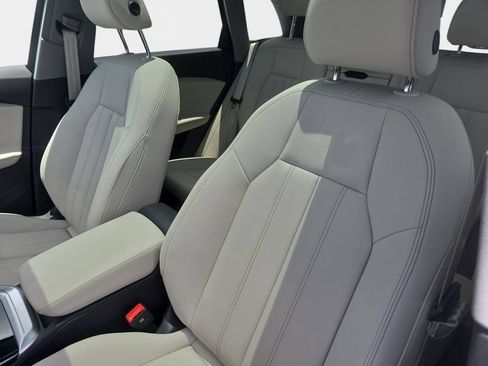 Certified 2025 Audi Q5 Premium w/ Convenience Package AWD/4WD image 20