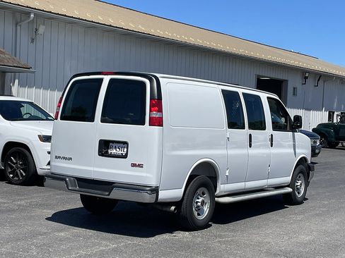 Used 2025 GMC Savana 2500 w/ Driver Convenience Package RWD image 2