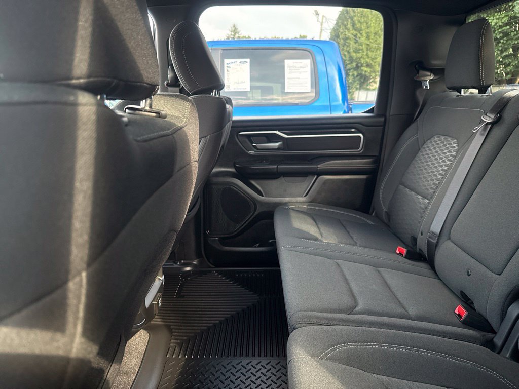 Used 2025 RAM 1500 Big Horn AWD/4WD image 7