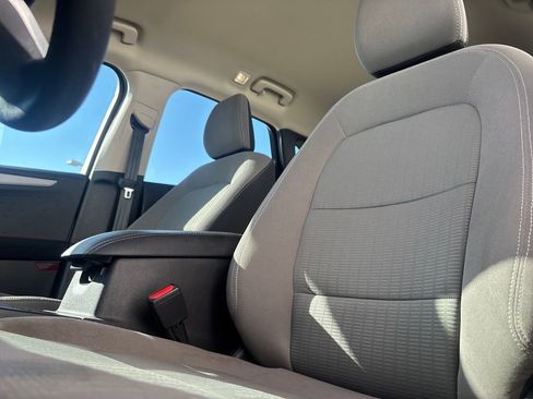 Used 2020 Ford Escape S image 9