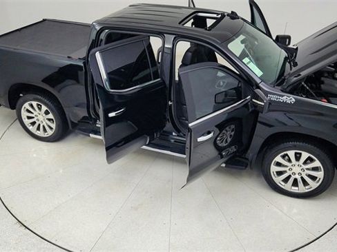 Used 2021 Chevrolet Silverado 1500 High Country w/ Technology Package image 86