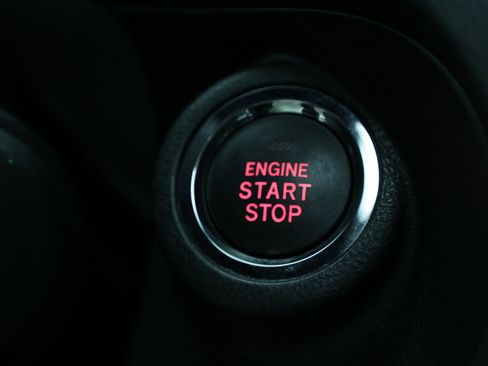 Used 2023 Subaru Forester Premium AWD/4WD image 26