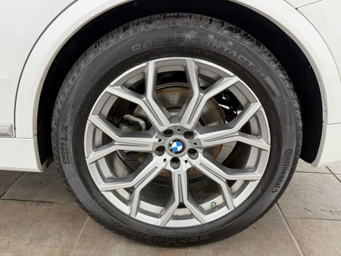 Used 2024 BMW X7 xDrive40i AWD/4WD image 38