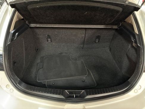 Used 2013 MAZDA MAZDA3 i Touring FWD image 30