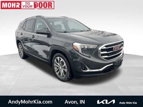 Used 2020 GMC Terrain SLT image 1