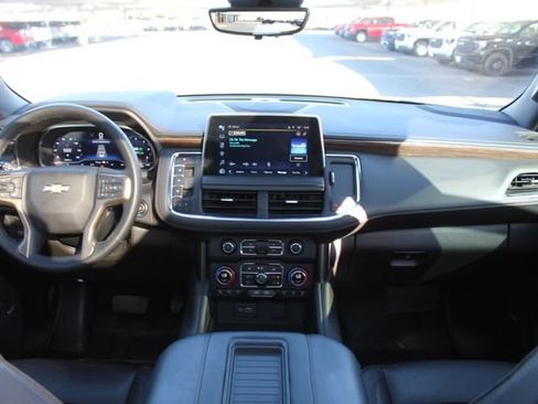 Used 2024 Chevrolet Tahoe High Country AWD/4WD image 23