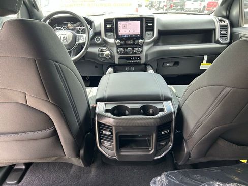 New 2026 RAM 1500 4x4 Crew Cab image 16