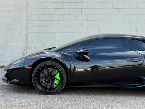 Used 2015 Lamborghini Huracan LP 610-4 AWD/4WD image 4