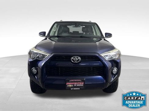 Used 2016 Toyota 4Runner SR5 Premium AWD/4WD image 2