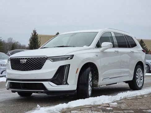 Used 2021 Cadillac XT6 Premium Luxury image 22