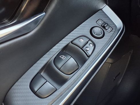 Used 2021 Nissan Sentra SR w/ SR Premium Package image 23