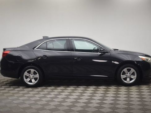 Used 2015 Chevrolet Malibu LT FWD image 11