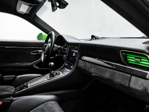 Used 2018 Porsche 911 GT3 image 46