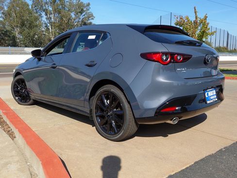 New 2026 MAZDA MAZDA3 Carbon image 7