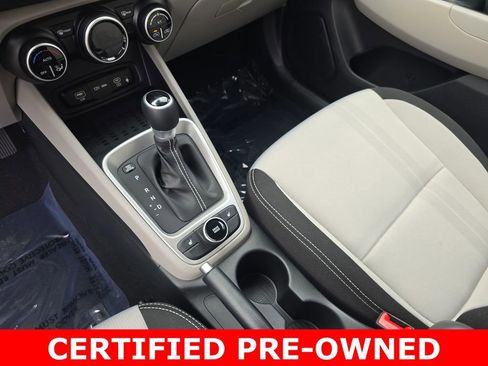 Certified 2026 Hyundai Venue SEL image 25