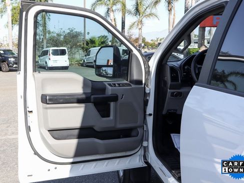 Used 2017 Ford F450 XL w/ Power Equipment Group image 20